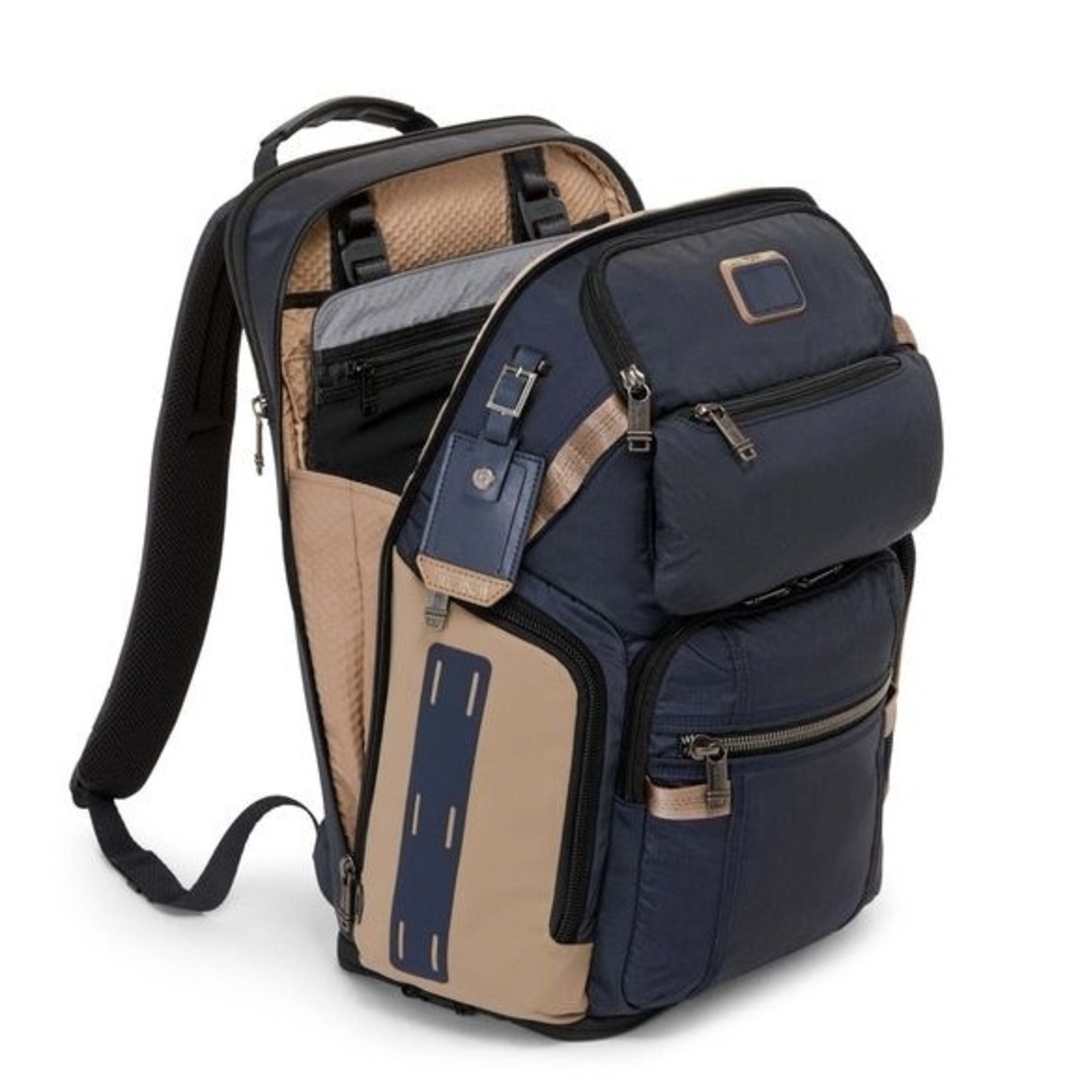 tumi alpha bravo「ノマディック」バックパックの通販 by SG tumi alpha bravo「ノマディック」バックパックの通販 by SG