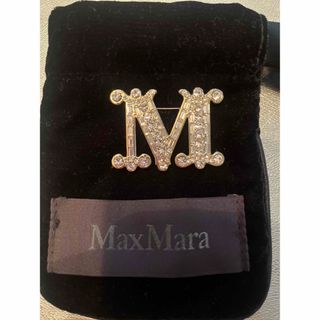 Max Mara(ブローチ/コサージュ)のフリマアイテム一覧 Max Mara(ブローチ/コサージュ)のフリマアイテム一覧