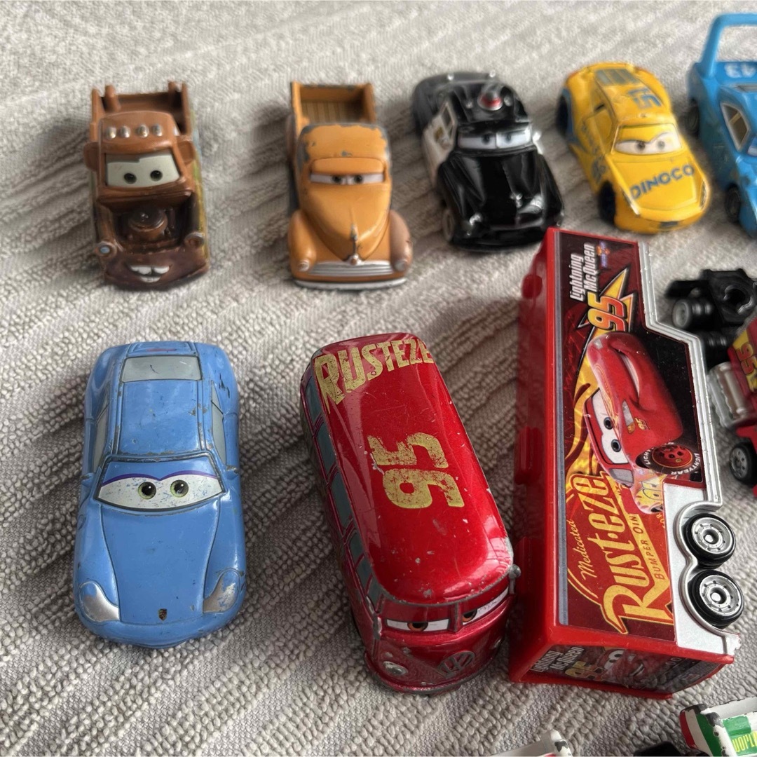 カーズ・トミカシリーズ - カーズトミカ まとめ売り トミカ カーズ・トミカシリーズ - カーズトミカ まとめ売り トミカ