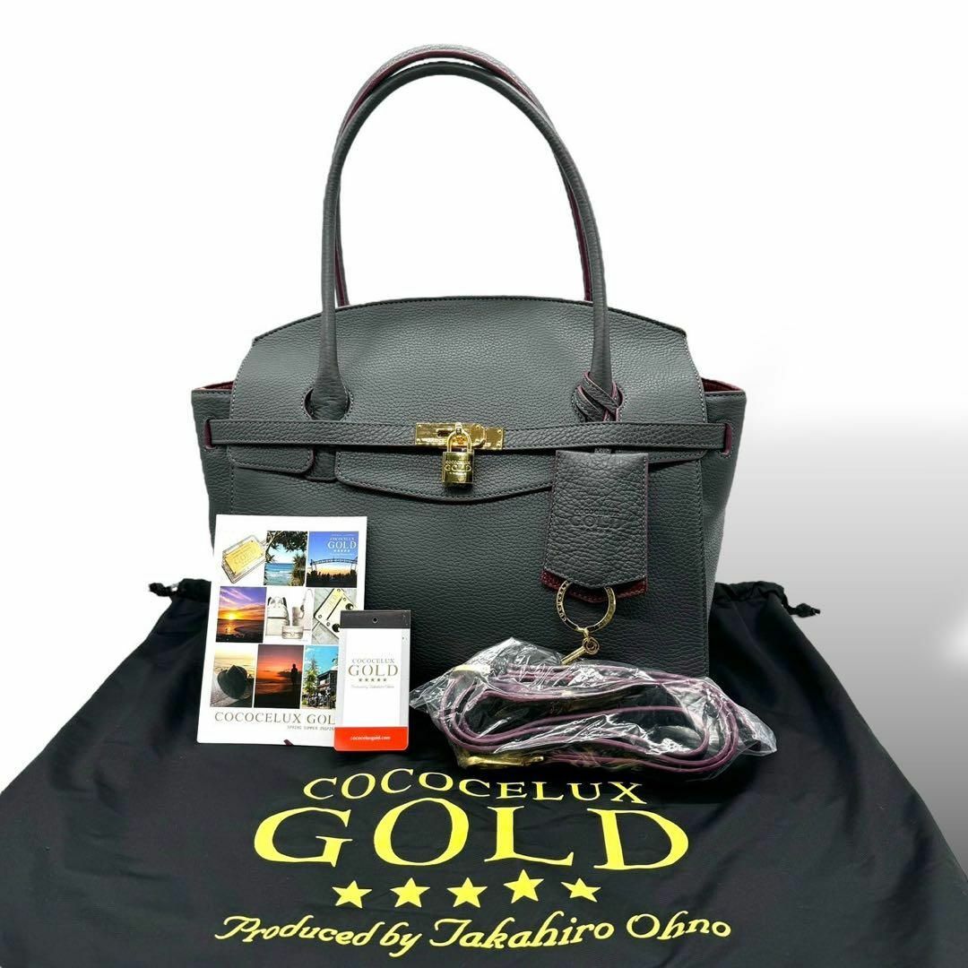 ☆CHANEL☆美品☆珊瑚色☆ビッグCOCO☆モフモフ☆ボア☆ブルゾン ☆CHANEL☆美品☆珊瑚色☆ビッグCOCO☆モフモフ☆ボア☆ブルゾン