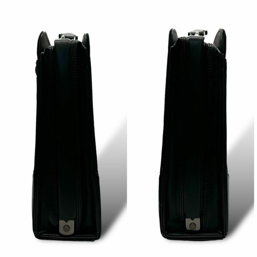 美品 574 アイエスプラス ダレスバッグ 2way A4可能 大容量の 美品 574 アイエスプラス ダレスバッグ 2way A4可能 大容量の