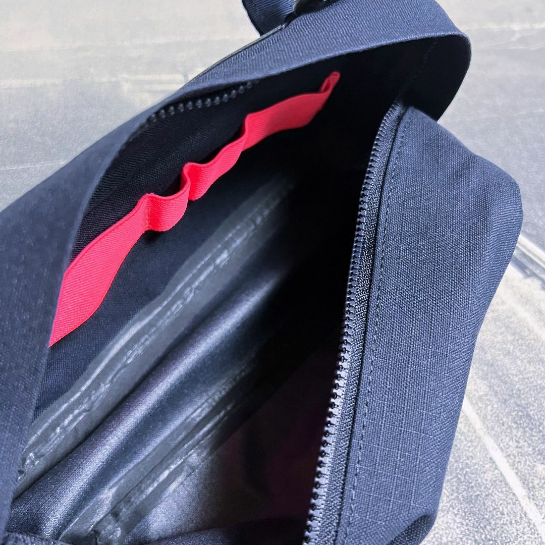 新品 Rapha RCC エクスプロア バーバッグ ダークネイビー バッグ 新品 Rapha RCC エクスプロア バーバッグ ダークネイビー バッグ