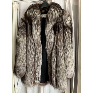 SAGA FURS - 高級✨サガフォックス 銀タグ フォックスファー SAGA FURS - 高級✨サガフォックス 銀タグ フォックスファー