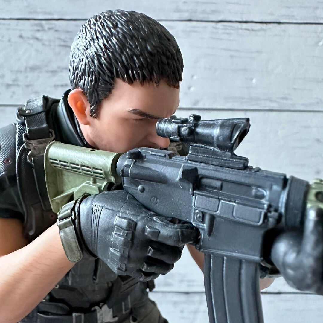 希少 バイオハザード BIOHAZARD ARTFXフィギュア クリス 希少 バイオハザード BIOHAZARD ARTFXフィギュア クリス