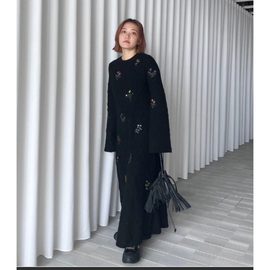 Ameri FLOWER EMBROIDERY DRESS