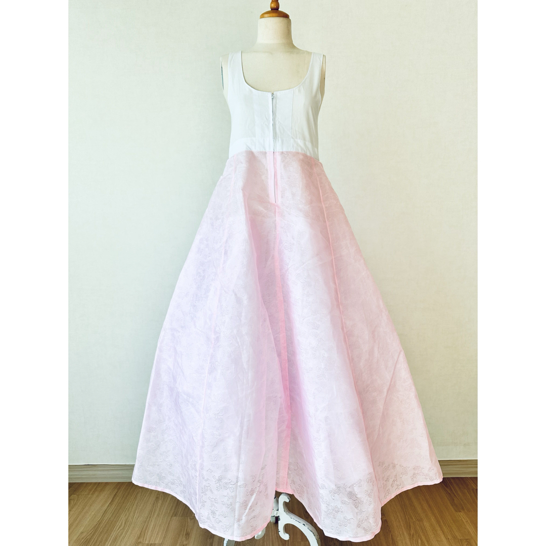 チマチョゴリ 韓服 銀糸刺繍入りハンボク ソクチマ付き4点セット チマチョゴリ 韓服 銀糸刺繍入りハンボク ソクチマ付き4点セット