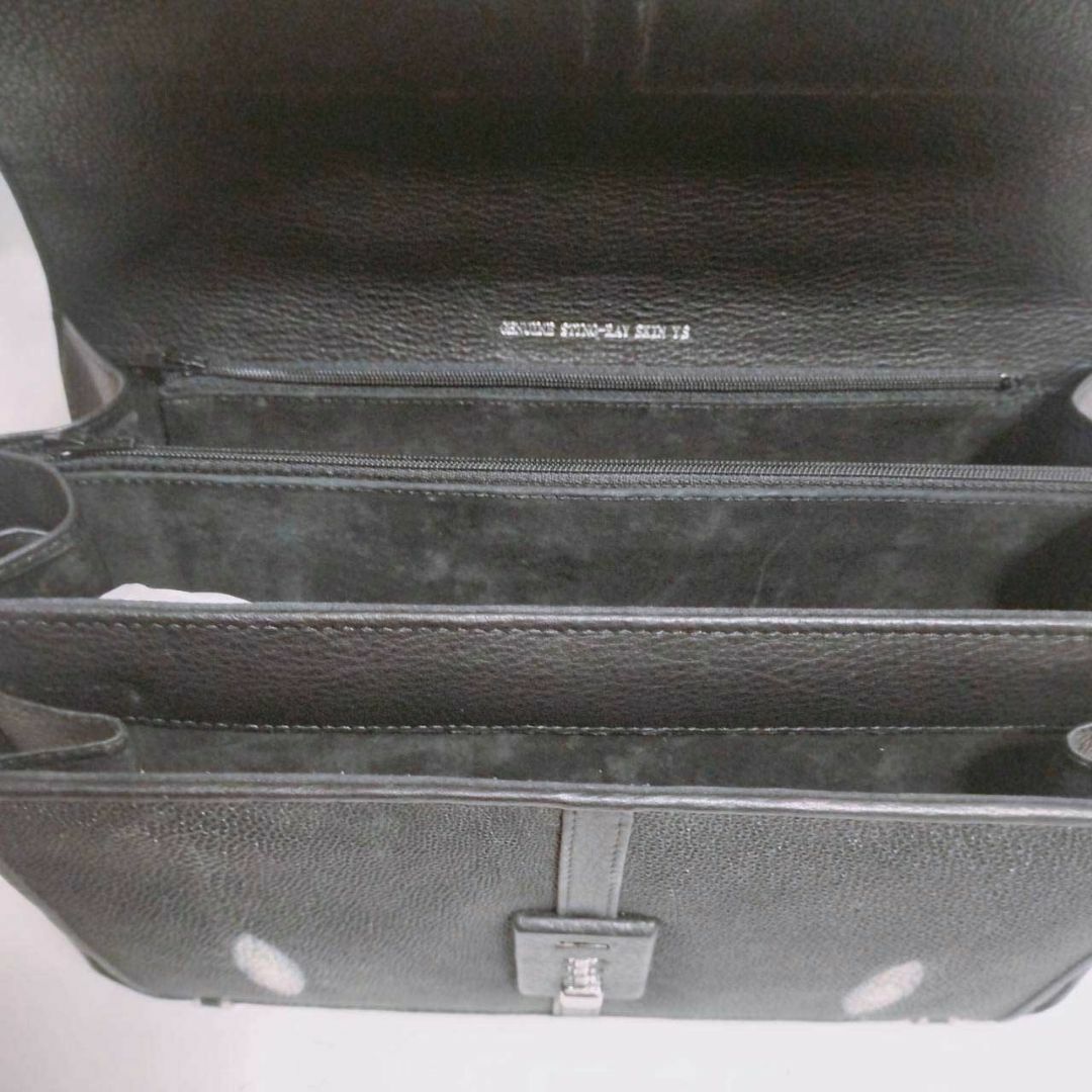 未使用品】スティングレイ(エイ革)セカンドバッグ(小 未使用品】スティングレイ(エイ革)セカンドバッグ(小