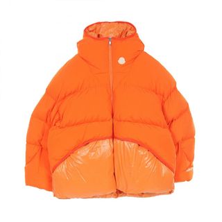 MONCLER(ダウンジャケット ・ オレンジ/橙色系)のフリマ MONCLER(ダウンジャケット ・ オレンジ/橙色系)のフリマ