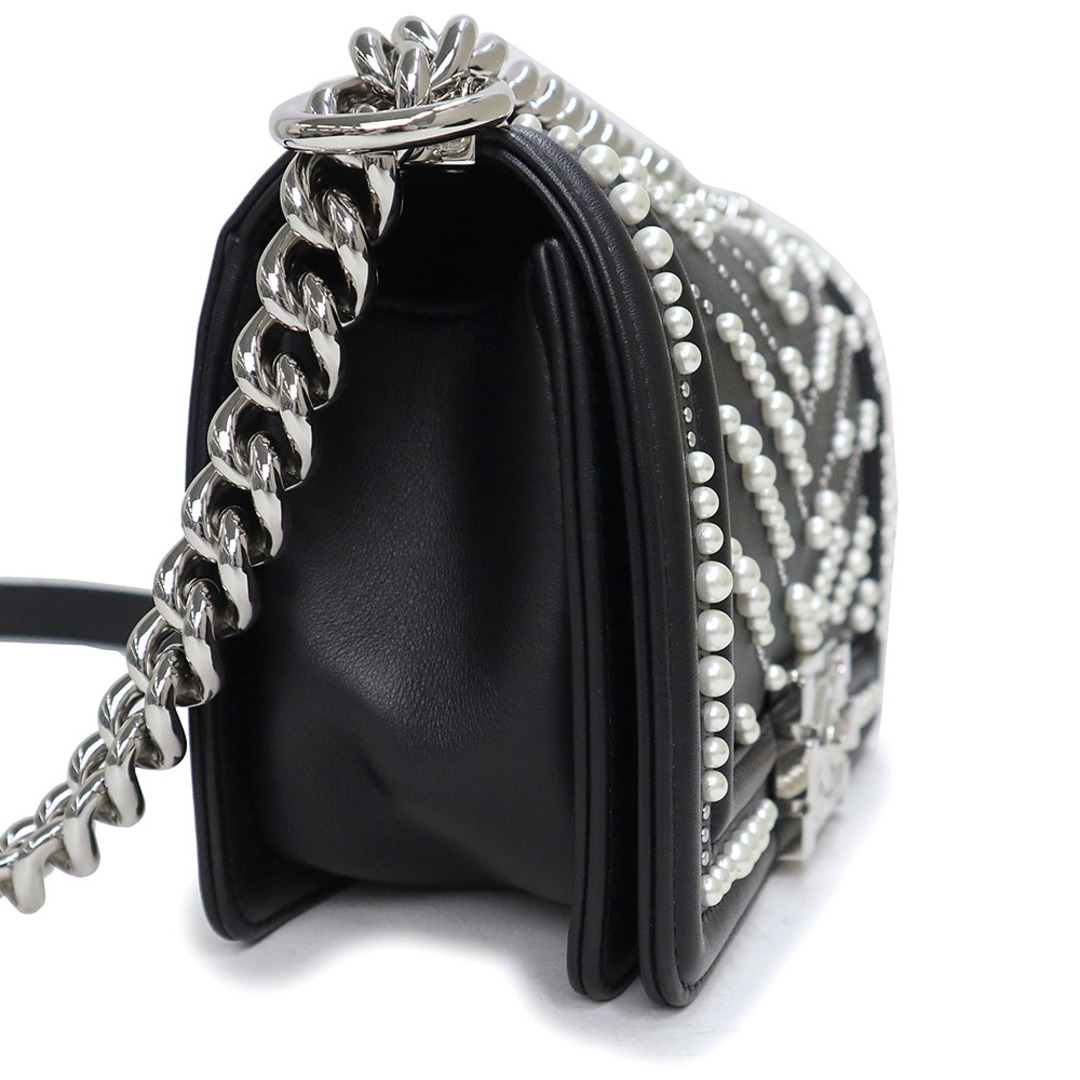 CHANEL - シャネル ボーイシャネル スモール パール スタッズ CHANEL - シャネル ボーイシャネル スモール パール スタッズ