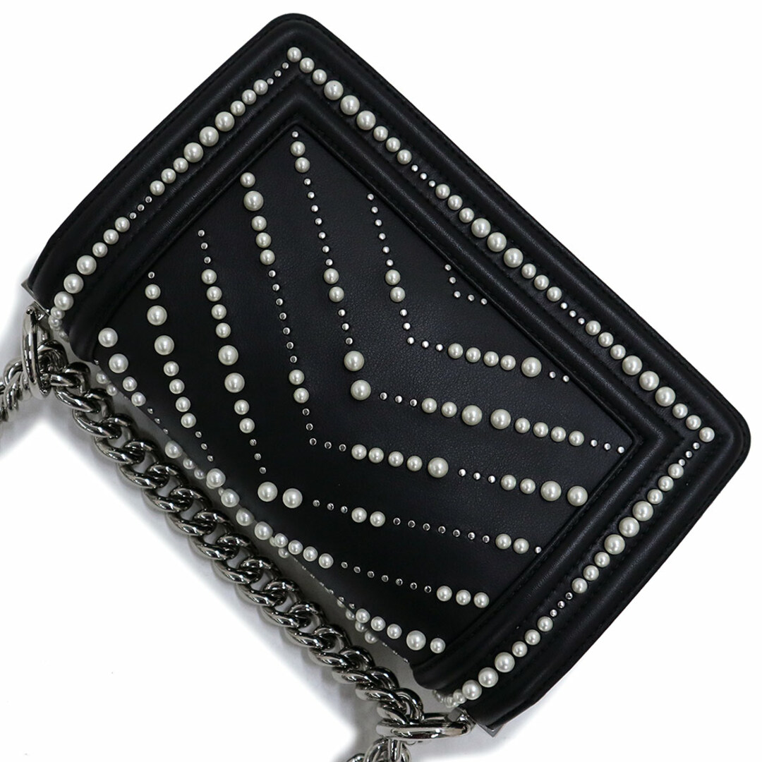 CHANEL - シャネル ボーイシャネル スモール パール スタッズ CHANEL - シャネル ボーイシャネル スモール パール スタッズ