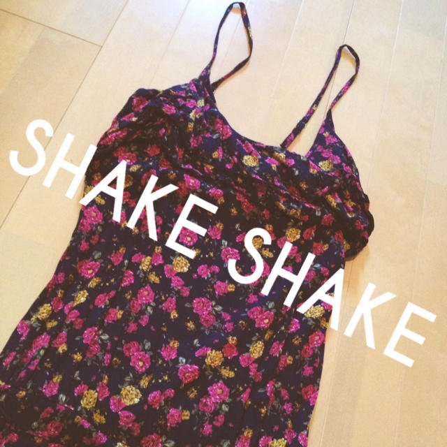 SHAKE SHAKE(シェイクシェイク)のSHAKE SHAKEのオールインワン♡ レディースのパンツ(オールインワン)の商品写真