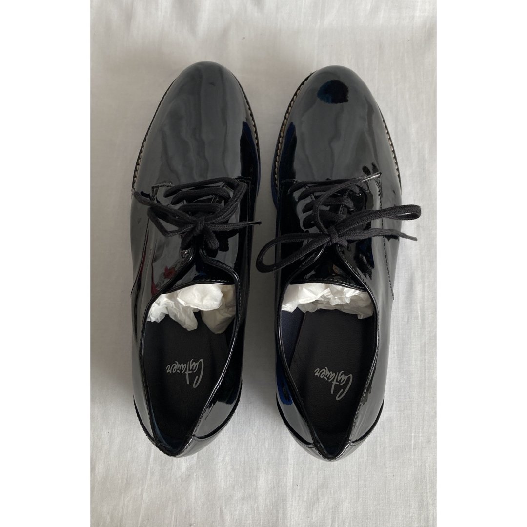 Castaner - 【未使用】Castaner エナメル黒靴青ソールの通販 by Castaner - 【未使用】Castaner エナメル黒靴青ソールの通販 by