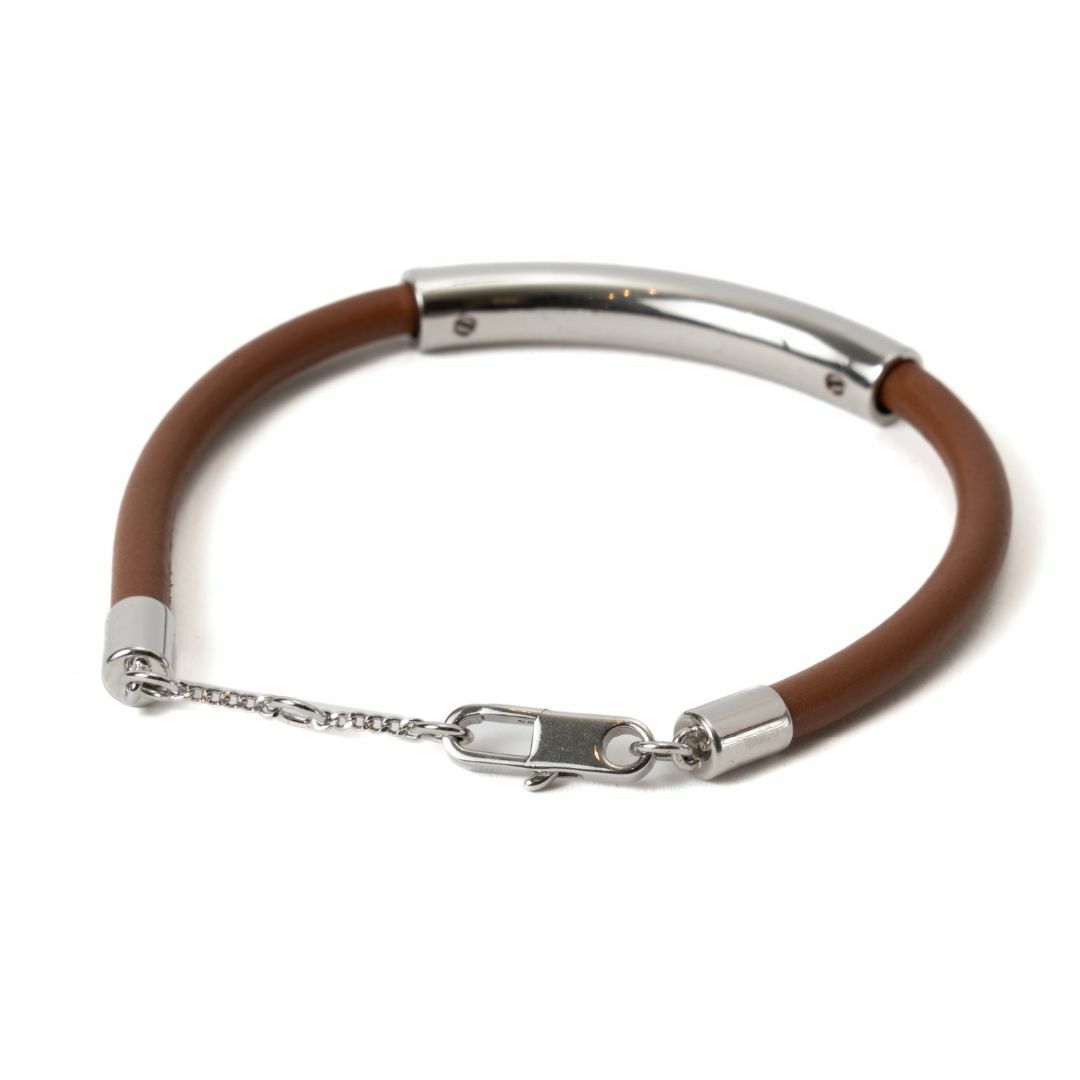 新品 CELINE レザー ブレスレット 新品 CELINE レザー ブレスレット