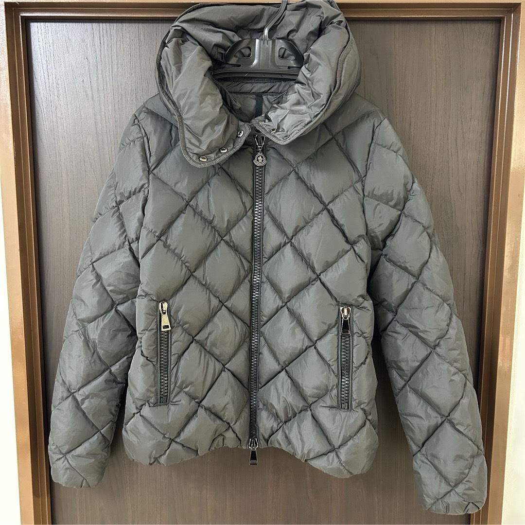 MONCLER - 【極美品】MONCLER モンクレール ダウン BOURG MONCLER - 【極美品】MONCLER モンクレール ダウン BOURG