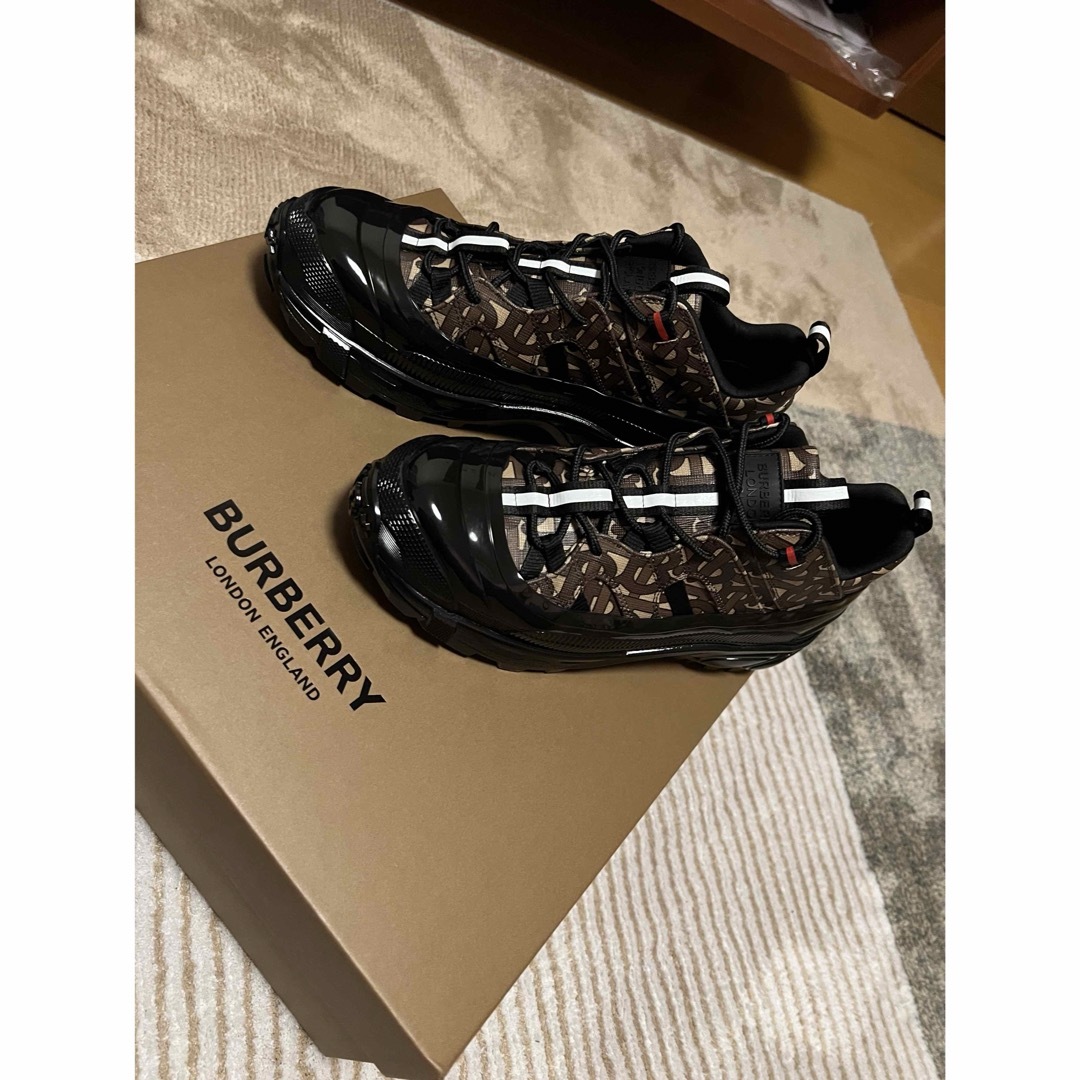BURBERRY(バーバリー)のBurberryスニーカー メンズの靴/シューズ(スニーカー)の商品写真