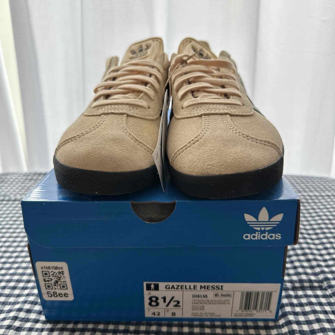 adidas - adidas Messi スニーカー ベージュの通販 by しろ's adidas - adidas Messi スニーカー ベージュの通販 by しろ's