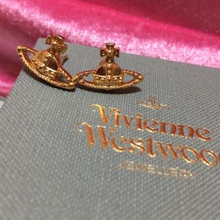 ヴィヴィアンウエストウッド(Vivienne Westwood)のヴィヴィアン ピアス ゴールド(ピアス)