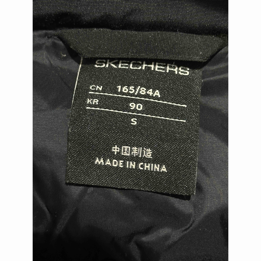 Skechers フード付きダウンジャケット 黒 165/84A Skechers フード付きダウンジャケット 黒 165/84A