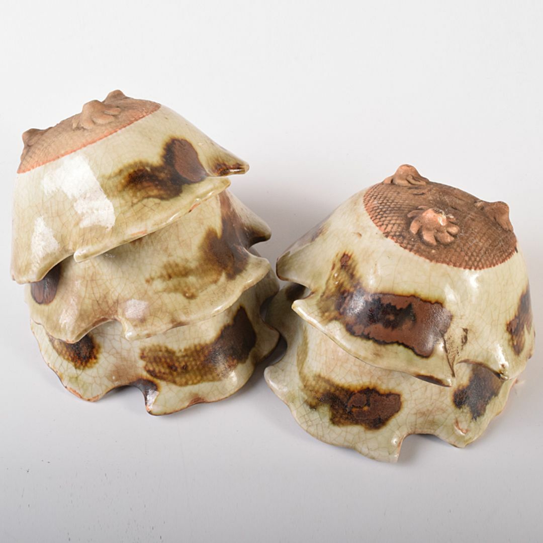 和食器 尾張 御深井焼焼 貝形向付 五客 時代箱付 M R8097 和食器 尾張 御深井焼焼 貝形向付 五客 時代箱付 M R8097