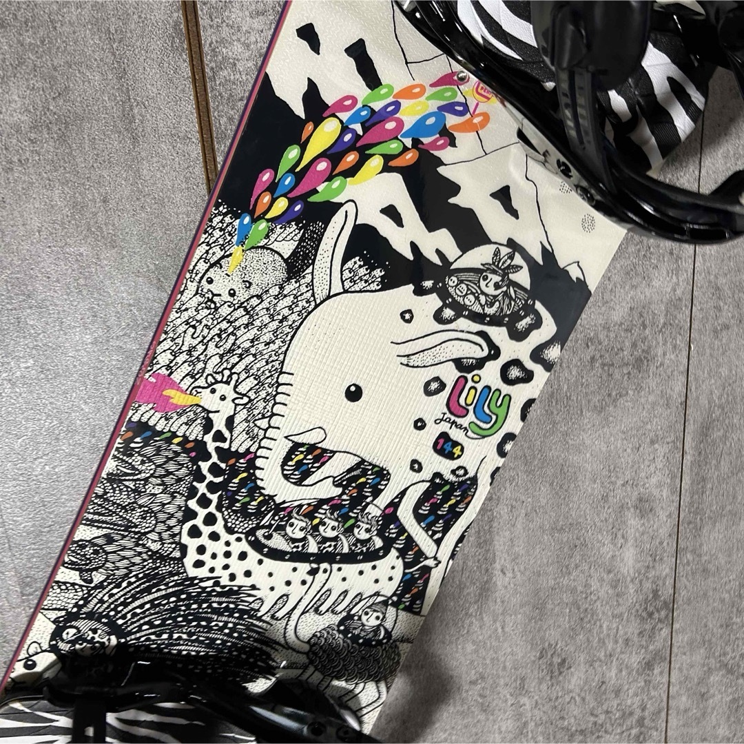 スノーボード かわいい オシャレ サロモン Lily 144cm stella スノーボード かわいい オシャレ サロモン Lily 144cm stella