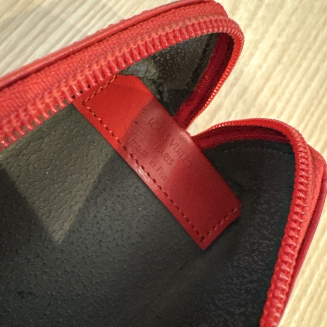 LOUIS VUITTON - 美品!☆ヴィトン☆ トゥルース クレヨン 筆箱 LOUIS VUITTON - 美品!☆ヴィトン☆ トゥルース クレヨン 筆箱
