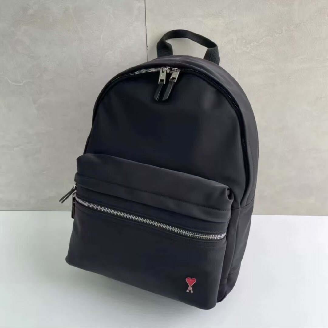 AMI PARIS バックパック ハートロゴ リュックサック ブラック AMI PARIS バックパック ハートロゴ リュックサック ブラック
