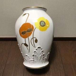 大倉陶園(花瓶)のフリマアイテム一覧 大倉陶園(花瓶)のフリマアイテム一覧