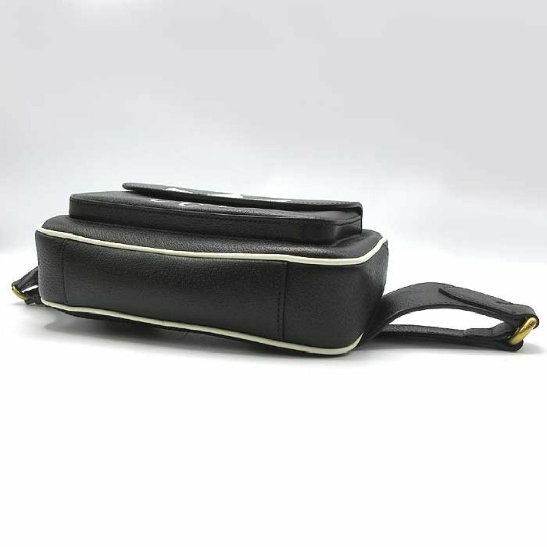 GUCCI - 【新品】グッチ 722141 (ブラック) バッグ ショルダー GUCCI - 【新品】グッチ 722141 (ブラック) バッグ ショルダー