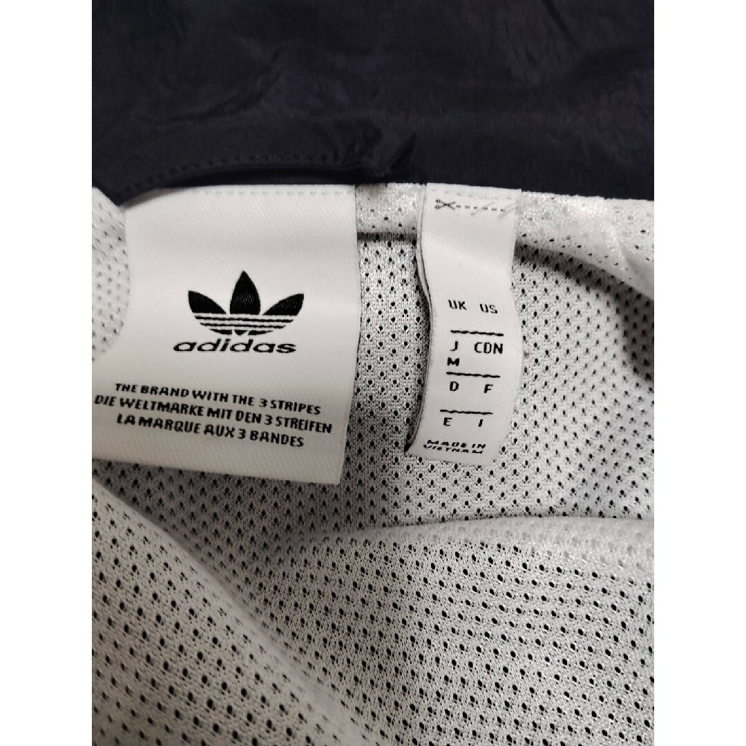 アディダス adidas ビックトレフォイルロゴ ナイロンジャケット M アディダス adidas ビックトレフォイルロゴ ナイロンジャケット M