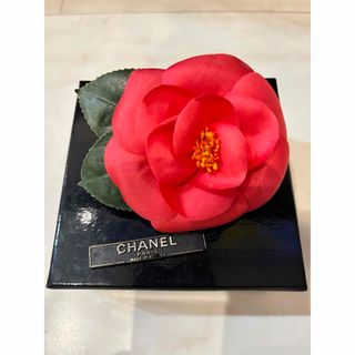 CHANEL(ブローチ/コサージュ)のフリマアイテム一覧 CHANEL(ブローチ/コサージュ)のフリマアイテム一覧