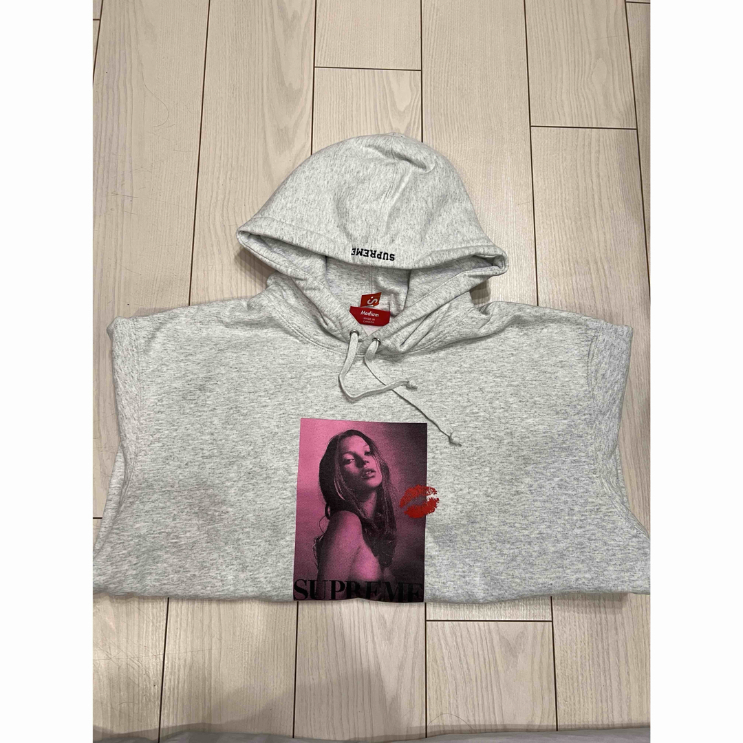 Supreme - Supreme Kate Moss Hooded Sweatshirt Mの通販 by Supreme - Supreme Kate Moss Hooded Sweatshirt Mの通販 by