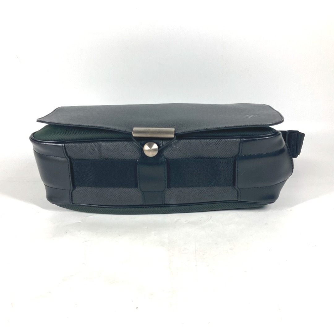 ルイヴィトン LOUIS VUITTON ヴィクトール M30142 タイガ 斜め ルイヴィトン LOUIS VUITTON ヴィクトール M30142 タイガ 斜め