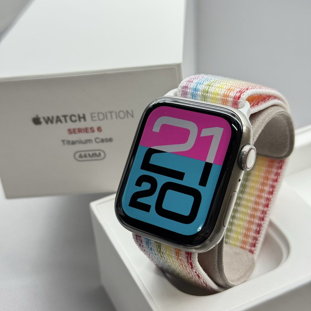 2122 Apple Watch チタニウム チタン series6 セルラー 2122 Apple Watch チタニウム チタン series6 セルラー
