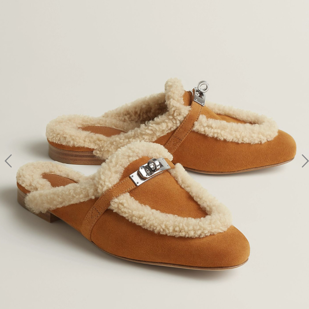 HERMES - 未使用HERMESオズミュール37ムートンファーキャメル HERMES - 未使用HERMESオズミュール37ムートンファーキャメル