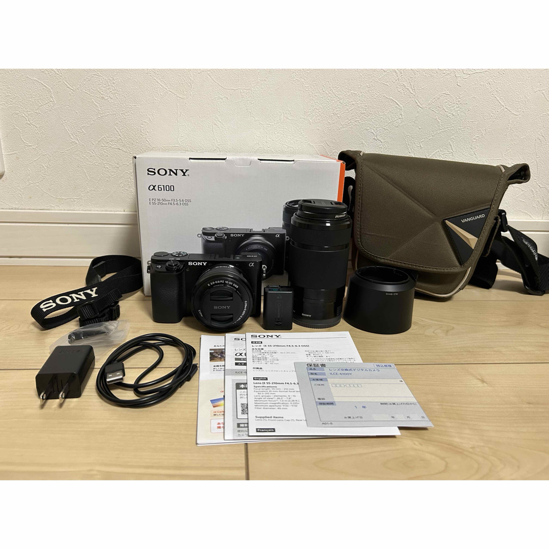 α6100 ILCE-6100Y ダブルズームレンズキット 【良品】ケース付き α6100 ILCE-6100Y ダブルズームレンズキット 【良品】ケース付き