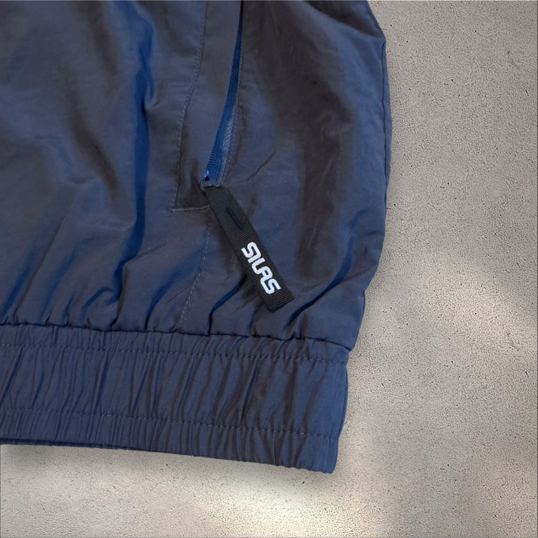 【完売】 UMBRO - 【UMBRO】 ウインドブレーカー
