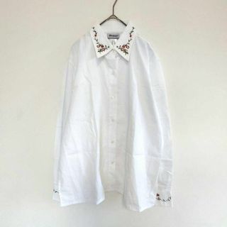 【ダマール】レディース　長袖　シャツ　コットン100% 　刺繍　花柄　L相当(ニット/セーター)