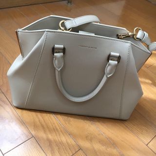 チャールズアンドキース(Charles and Keith)のチャールズアンドキース バッグ(ハンドバッグ)