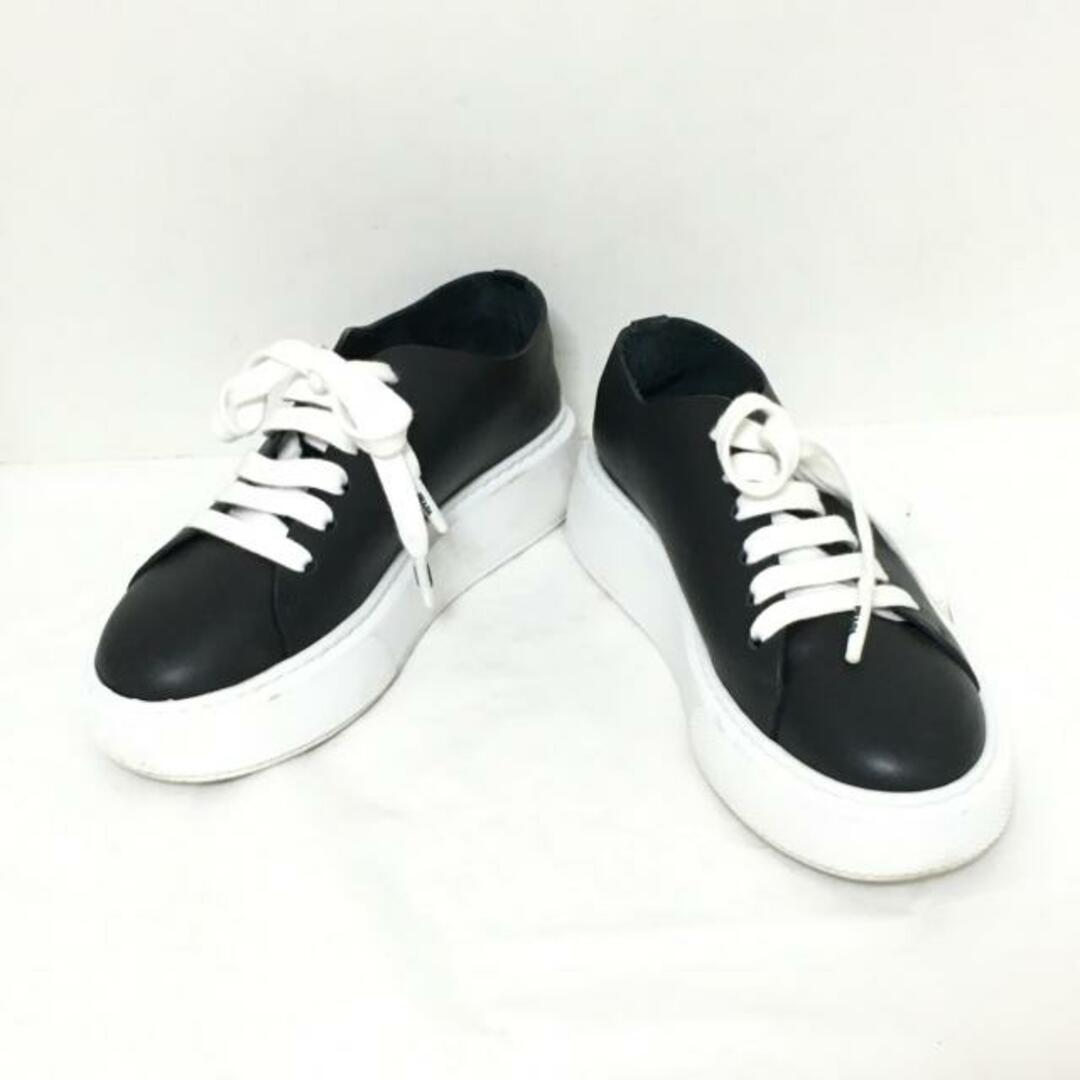 PRADA(プラダ) スニーカー 36 レディース - 黒×白 レザー PRADA(プラダ) スニーカー 36 レディース - 黒×白 レザー