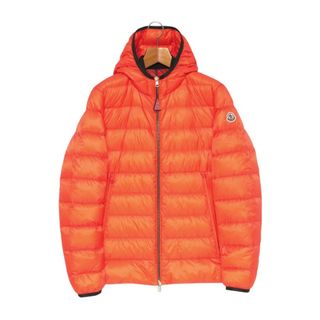 MONCLER(ダウンジャケット ・ オレンジ/橙色系)のフリマ MONCLER(ダウンジャケット ・ オレンジ/橙色系)のフリマ