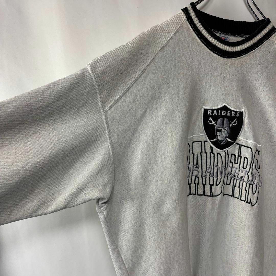 USA製 レイダース スウェットトレーナー Lサイズ 刺繍ロゴ NFL 古着 USA製 レイダース スウェットトレーナー Lサイズ 刺繍ロゴ NFL 古着