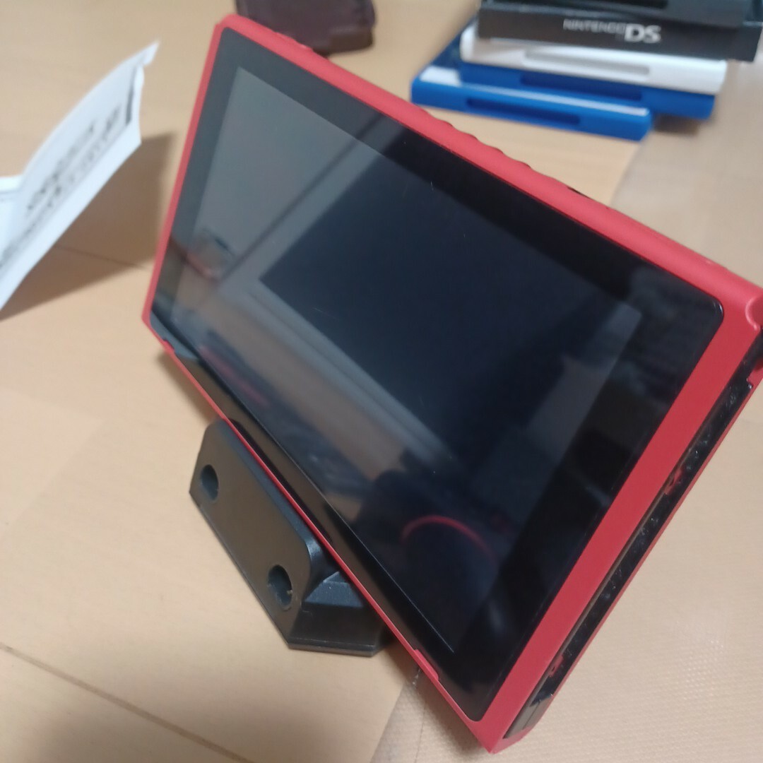 限定モデルNintendo Switch 本体 + コントローラー + 付属品 限定モデルNintendo Switch 本体 + コントローラー + 付属品