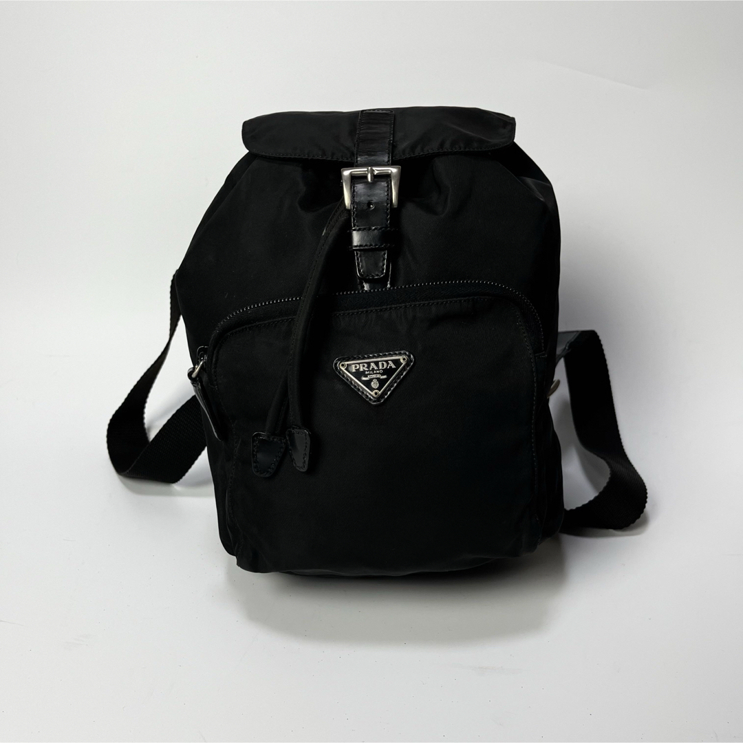 美品✨プラダ リュック バックパック 三角ロゴ ナイロン レザー 美品✨プラダ リュック バックパック 三角ロゴ ナイロン レザー