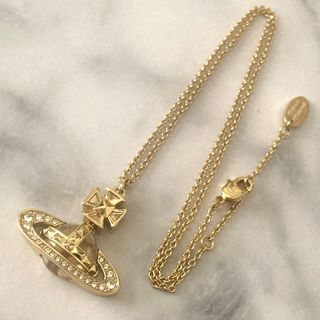 ヴィヴィアンウエストウッド(Vivienne Westwood)のVivienne Westwood オーブペンダント(ネックレス)