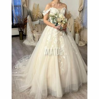 フランス風 ウェディングドレス オフショルダー 繊細レース 編み上げ 結婚式(ウェディングドレス)