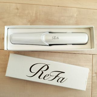 リファ(ReFa)の【新品未使用】ReFa ビューテック フィンガーアイロン RE-AI02A(ヘアアイロン)
