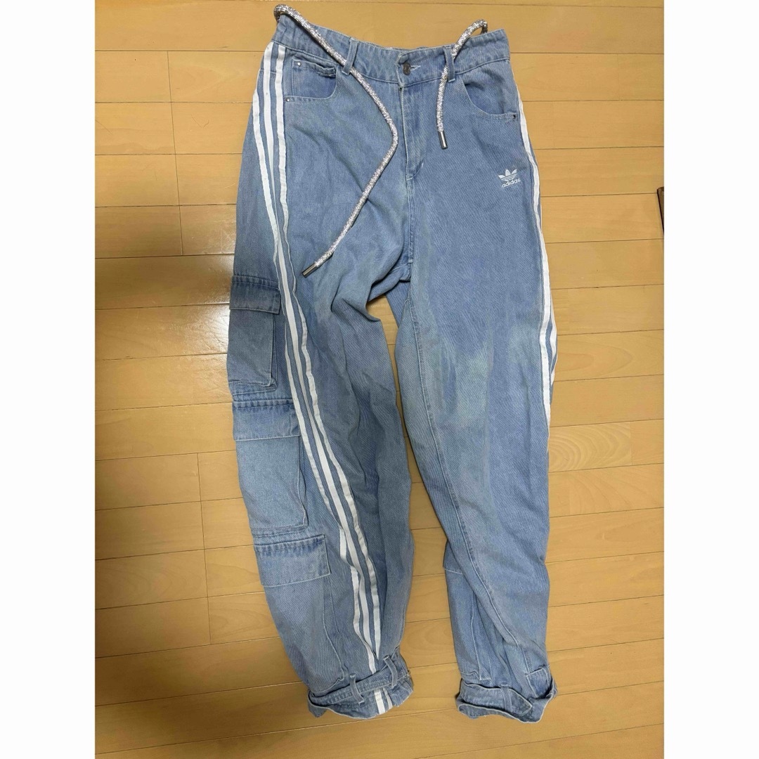 adidas - adidas デニムカーゴパンツ 中町綾の通販 by ぷりん's adidas - adidas デニムカーゴパンツ 中町綾の通販 by ぷりん's