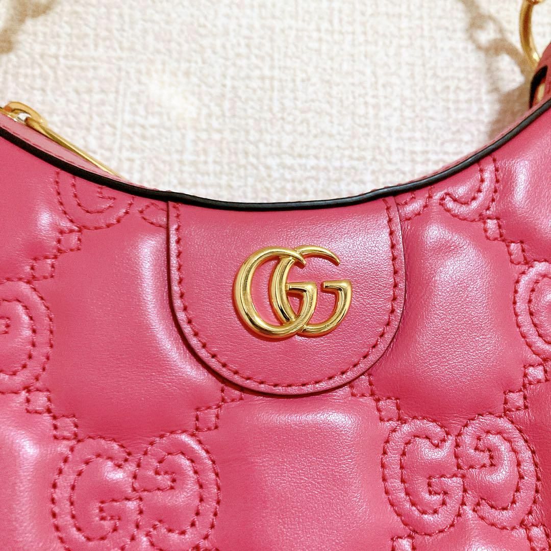 GUCCI - ✨極美品✨GUCCI グッチ ハンドバッグ GGマトラッセ GUCCI - ✨極美品✨GUCCI グッチ ハンドバッグ GGマトラッセ