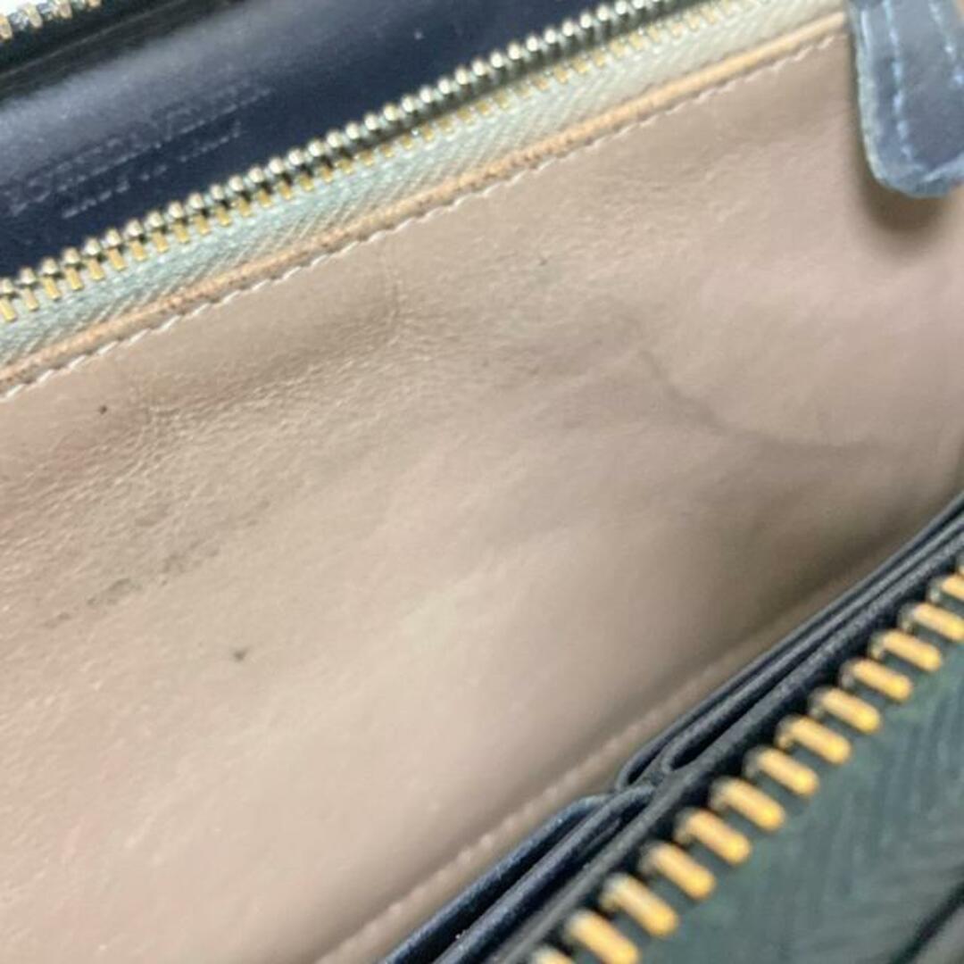 BOTTEGA VENETA(ボッテガヴェネタ) 長財布 アイヤーズ 黒×カーキ BOTTEGA VENETA(ボッテガヴェネタ) 長財布 アイヤーズ 黒×カーキ