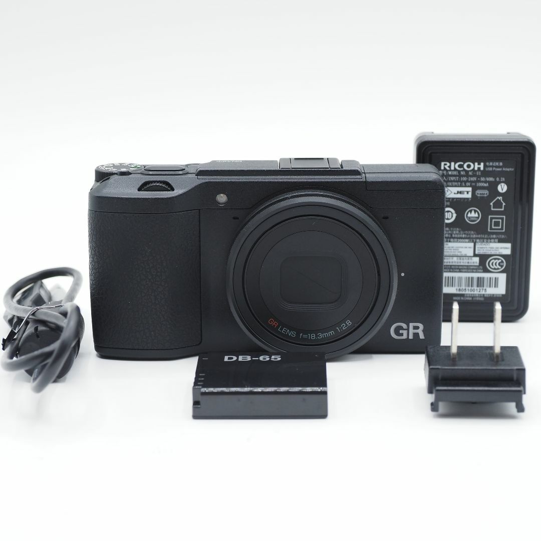 ☆ショット数わずか907回・新品級☆RICOH リコー デジタルカメラ ☆ショット数わずか907回・新品級☆RICOH リコー デジタルカメラ
